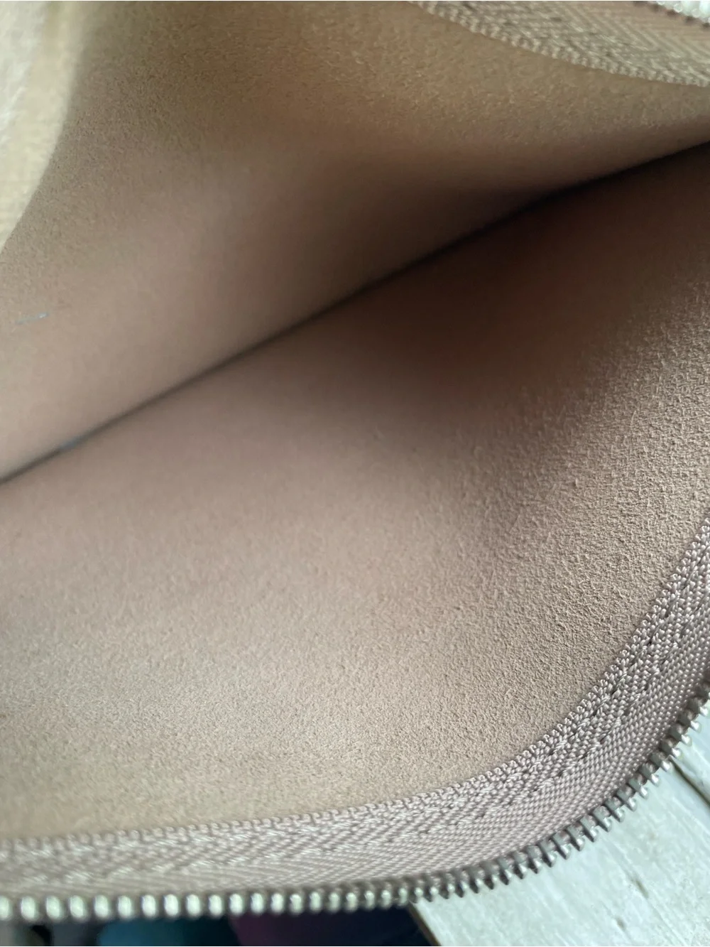 Louis Vuitton Mahina Hina Leather Pouch Wristlet in Galet Taupe